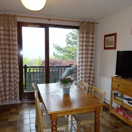 Embrun Superbe Appartement Classe 3 Etoiles Tout Equipe Avec Vue Sur Montagnes Saint-Sauveur  Exterior foto